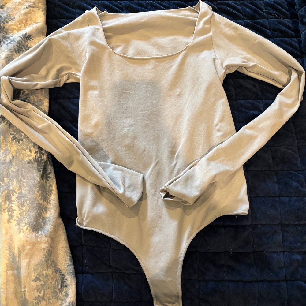 Skims Women's Long Sleeve Bodysuit - Light Gray